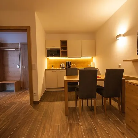 Appartementhaus Spiegl By Travel Partner شقة *